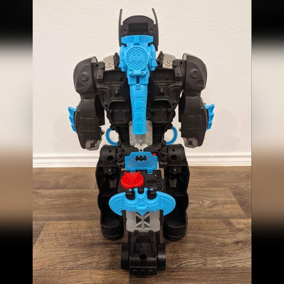 Fisher Price Imaginext DC Superfriends Transforming Batman Bat-tech Batbot - Picture 2 of 7